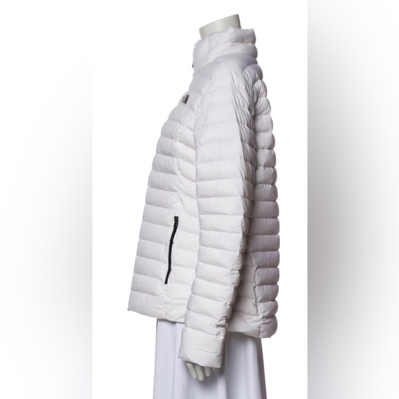 North Face stretchy white down jacket. Price Firm (no offers pls) - Picture 3 of 8